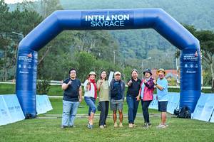 BIB: 3120
                            <button type="button" onclick="openModal(25033847)" class="btn btn-primary btn-sm float-right btn-popup" data-toggle="modal" data-target=".modal-high-quality">
                        <i class="fas fa-shopping-cart"></i> ใส่ตะกร้า
                    </button>
                                            <button type="button" onclick="isThisMe(25033847, true)" class="btn btn-success btn-sm float-right btn-popup btn-isme hidden" data-toggle="tooltip" data-placement="bottom" title="นี่คือรูปของคุณใช่ไหม คลิกที่นี่เพื่อเอาเข้าอัลบั้ม">
                        <i class="fas fa-plus"></i> เพิ่มเข้าอัลบั้ม
                    </button>
                    <button type="button" onclick="isThisMe(25033847, false)" class="btn btn-warning btn-sm float-right btn-popup btn-isnotme hidden">
                        <i class="fas fa-ban"></i> นำออกจากอัลบั้ม
                    </button>